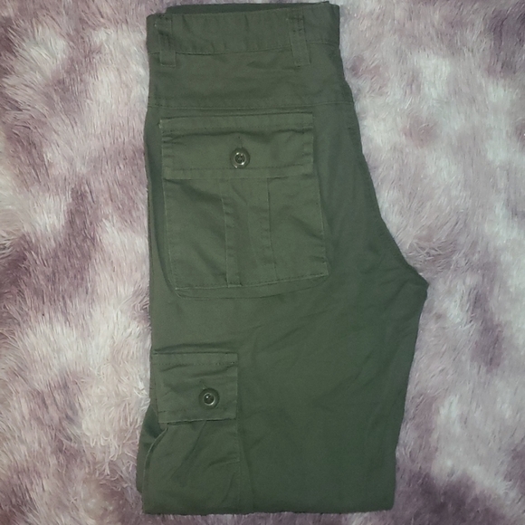 Other - Green Khaki Cargo Pocket Pants